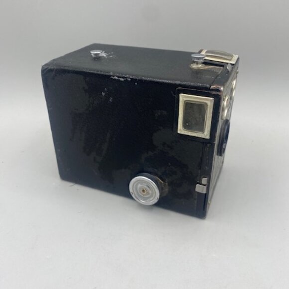 Kodak Vintage Target Brownie Six-20 Camera - Picture 2 of 4